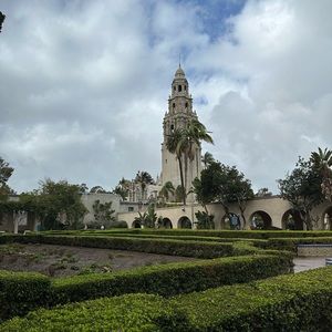 Meet your Posher, Cat